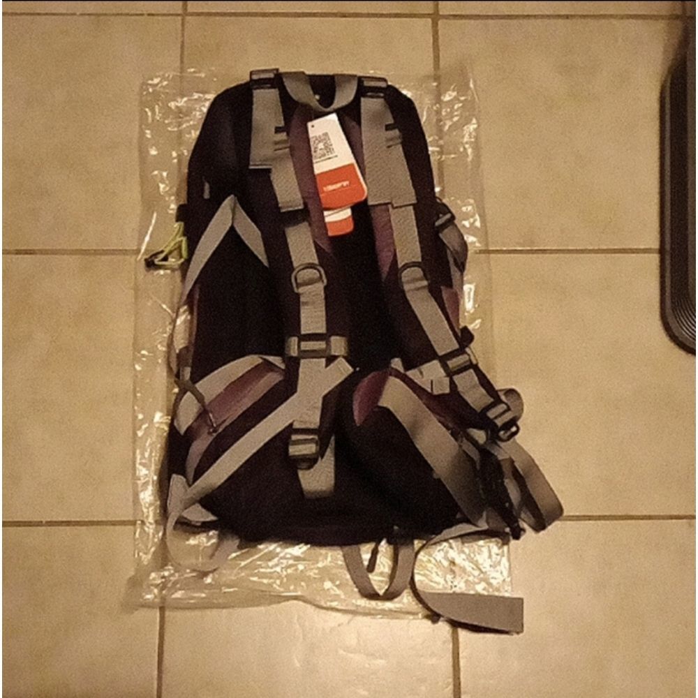 Solar backpack - Picture 4 of 9